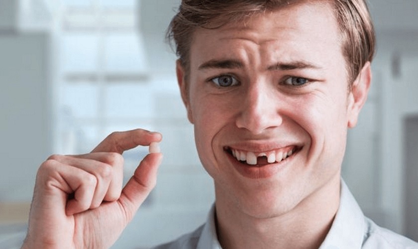 Mơ chảy máu răng đánh con gì để trúng lớn? Phân tích chi tiết theo từng trường hợp.