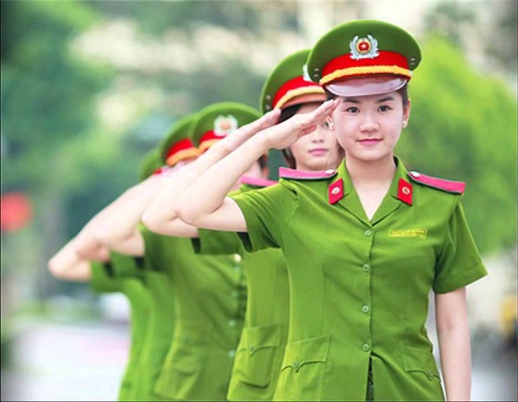 Mơ thấy công an đánh con gì? Gợi ý số may mắn theo kinh nghiệm dân gian (Mô tả: Tổng hợp kinh nghiệm dân gian và luận giải số may mắn liên quan đến giấc mơ thấy công an đánh, giúp bạn thử vận may với các con số.)